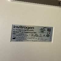 Invitrogen Qubit 4 Fluorometer image 0